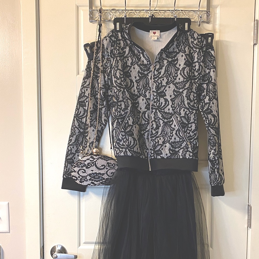 Black and White Blazer w/ Embroidered, Cameo Design